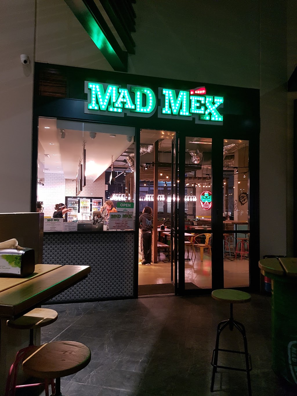 Mad Mex Fresh Mexican Grill | restaurant | Stockland Baldivis Shopping Centre, Safety Bay Rd, Baldivis WA 6171, Australia | 0895236502 OR +61 8 9523 6502
