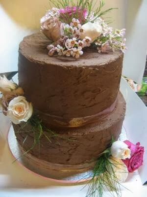 Cake by Lara | 68 Wood St, Tenterfield NSW 2372, Australia | Phone: (02) 6736 3986