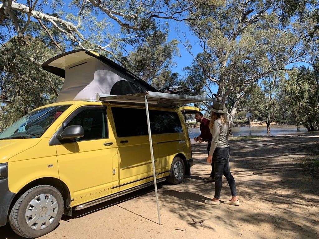 Sandy Point Beach Reserve | tourist attraction | 409A Brunker St, Hay NSW 2711, Australia | 0269934045 OR +61 2 6993 4045