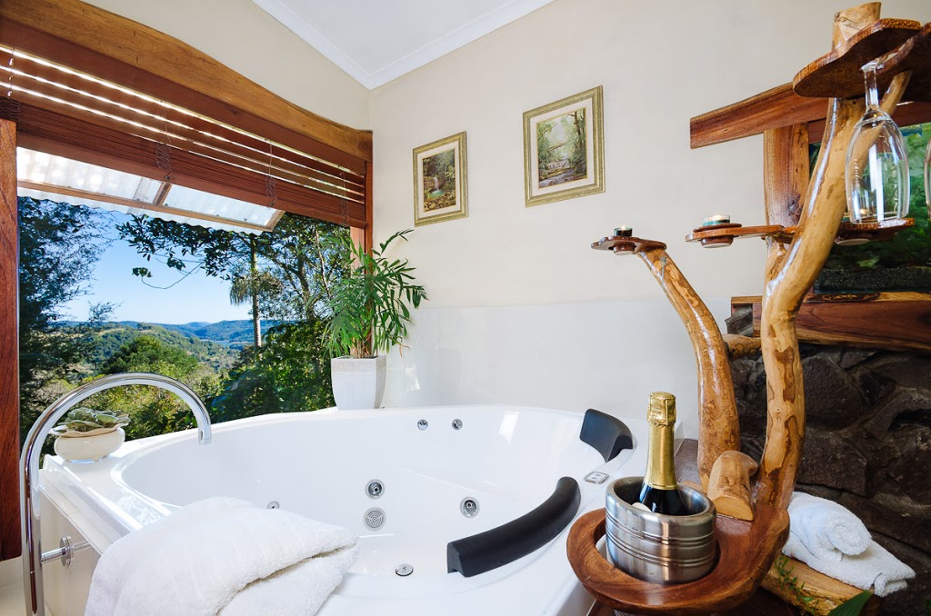 Lillypillys Cottages & Day Spa | spa | 584 Maleny - Montville Rd, Maleny QLD 4552, Australia | 0754943002 OR +61 7 5494 3002