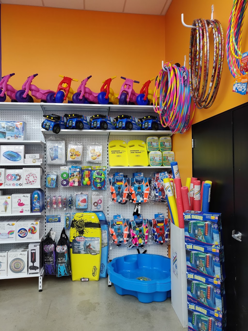 Caseys Toys Campbelltown | store | Showroom 4/4 Blaxland Rd, Campbelltown NSW 2560, Australia | 0246377494 OR +61 2 4637 7494