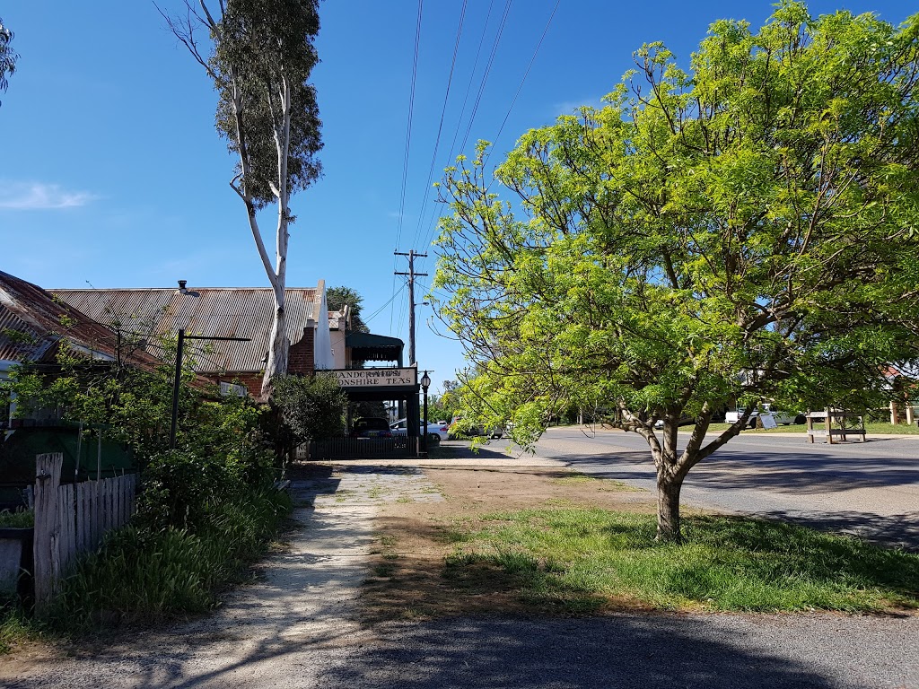 Gundaroo Colonial Inn | lodging | 23 Cork St, Gundaroo NSW 2620, Australia | 0262368155 OR +61 2 6236 8155