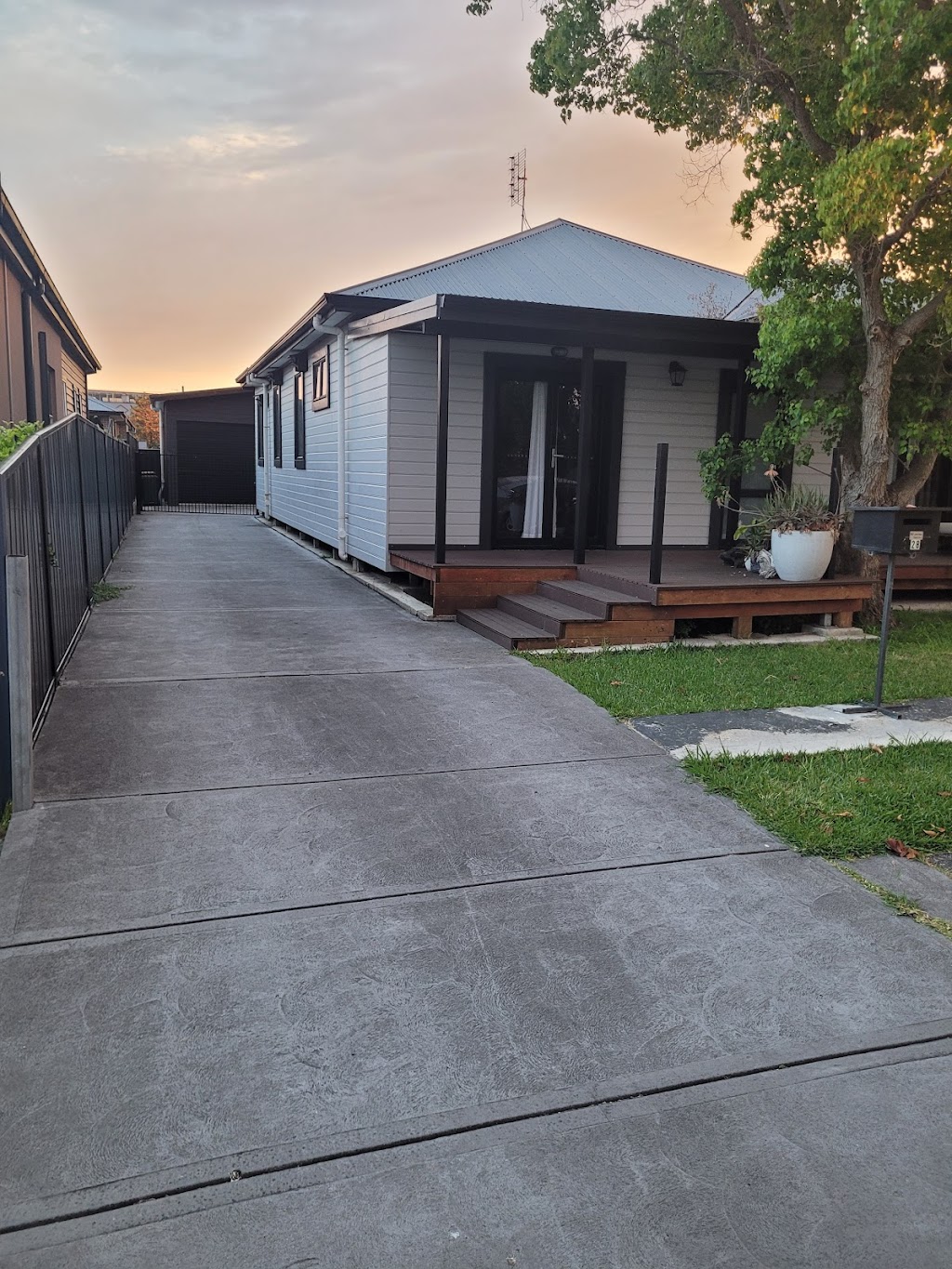 Stretch360 | 28 Gow St, Hamilton North NSW 2292, Australia | Phone: 0451 198 901