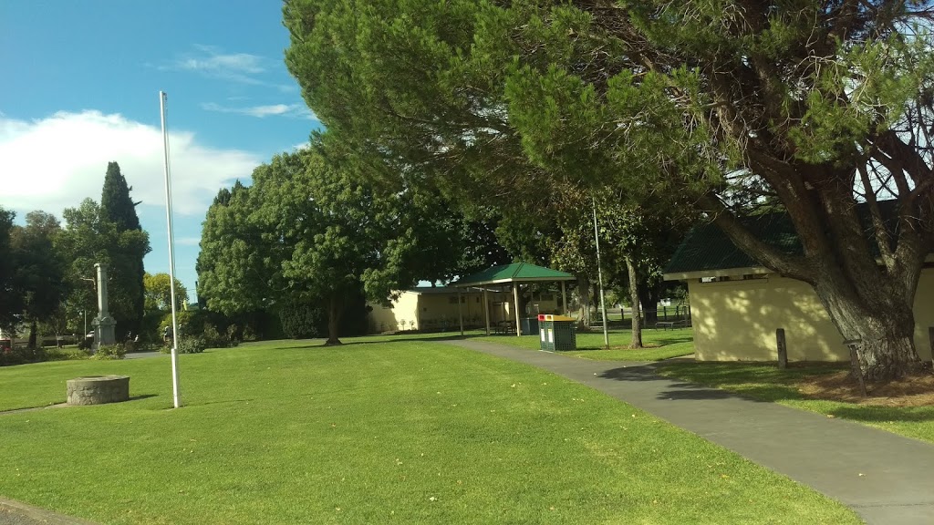 War Memorial Park | park | Church St, Penola SA 5277, Australia | 0887372855 OR +61 8 8737 2855