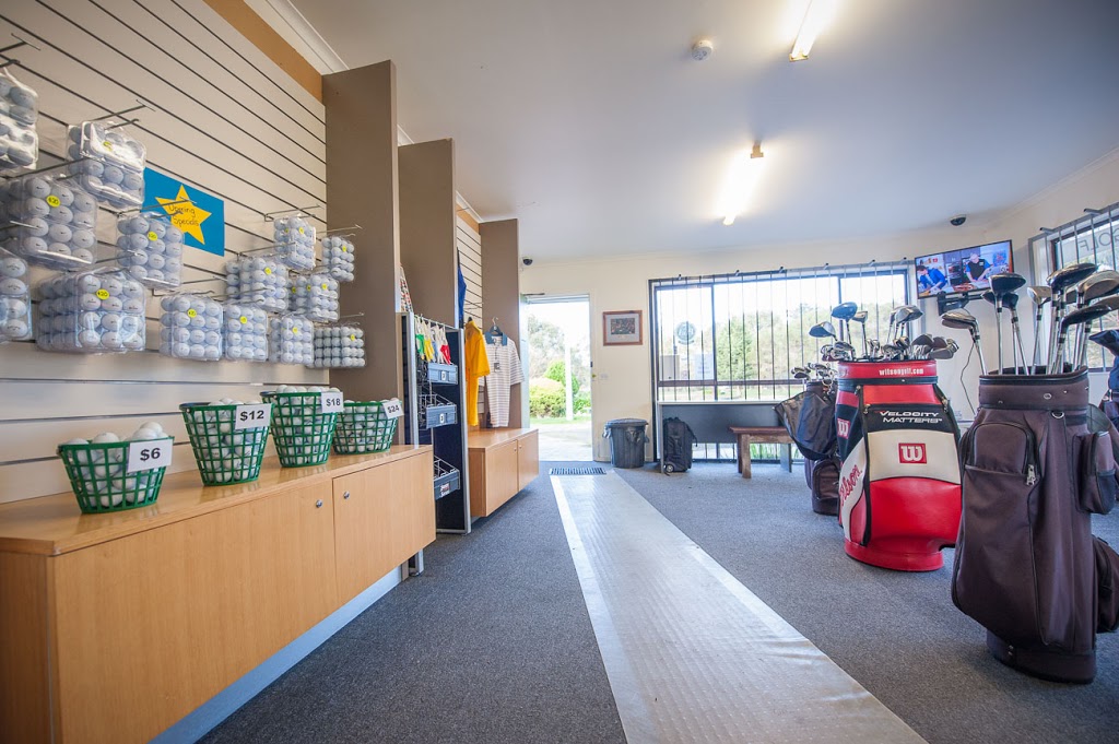 Berwick Montuna Driving Range | 295 Beaconsfield-Emerald Rd, Beaconsfield VIC 3807, Australia | Phone: (03) 9707 1887