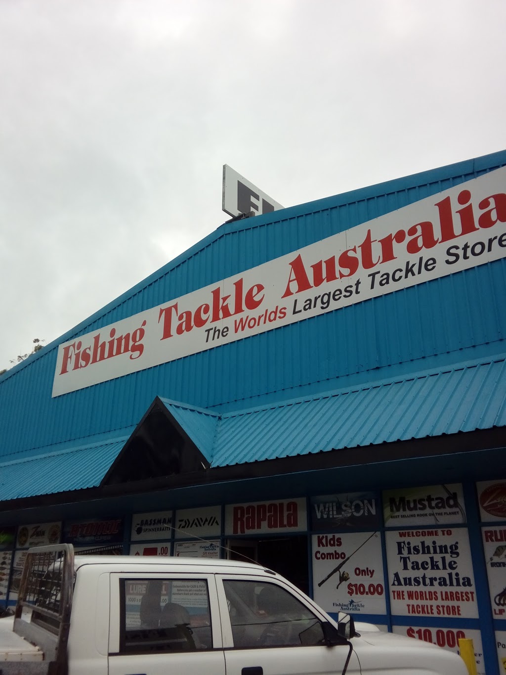 MOTackle & Outdoors | store | 144 Pacific Hwy, Coffs Harbour NSW 2450, Australia | 0266524611 OR +61 2 6652 4611