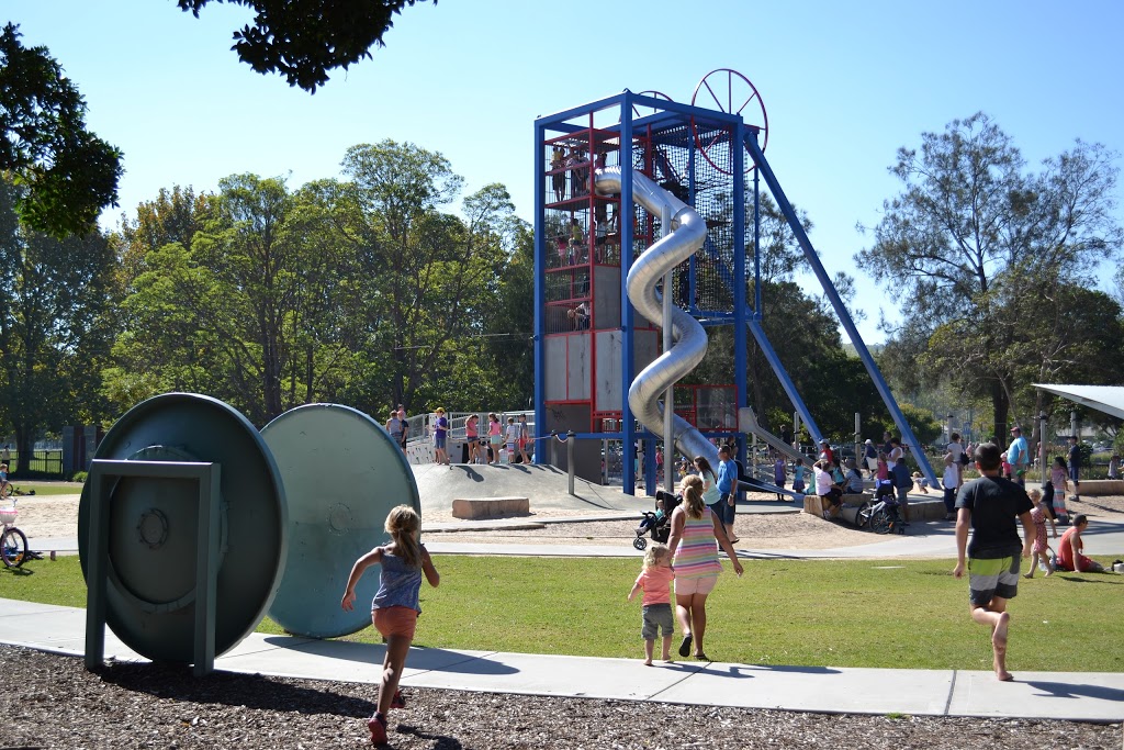 The Lake Macquarie Variety Playground | 19 Park Rd, Speers Point NSW 2284, Australia | Phone: (02) 4921 0333