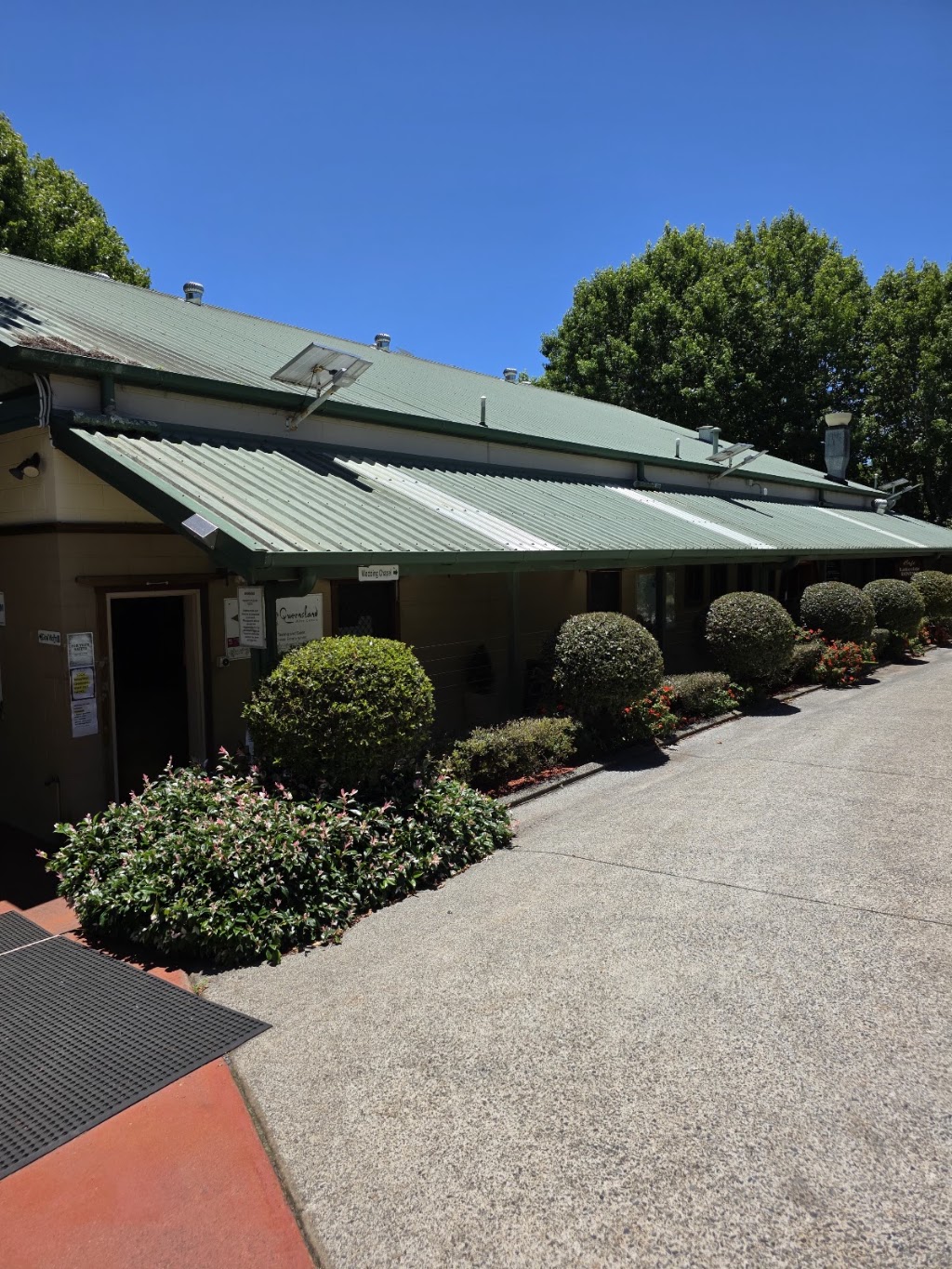 Cedar Creek Estate Winery | 104 Hartley Rd, Tamborine Mountain QLD 4272, Australia | Phone: 0406 706 063
