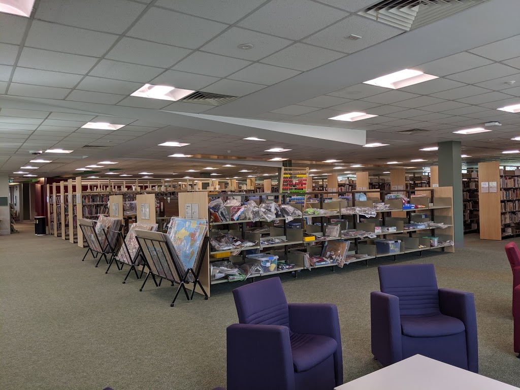Peninsula Campus Library | library | Peninsula Campus Monash University, Building L, Mcmahons Rd, Frankston VIC 3199, Australia | 0399055054 OR +61 3 9905 5054