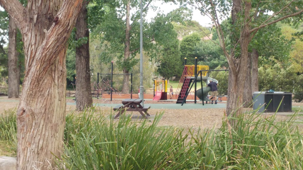 Steel Park Waterplay Park | amusement park | Illawarra Rd, Marrickville NSW 2204, Australia | 0293352222 OR +61 2 9335 2222