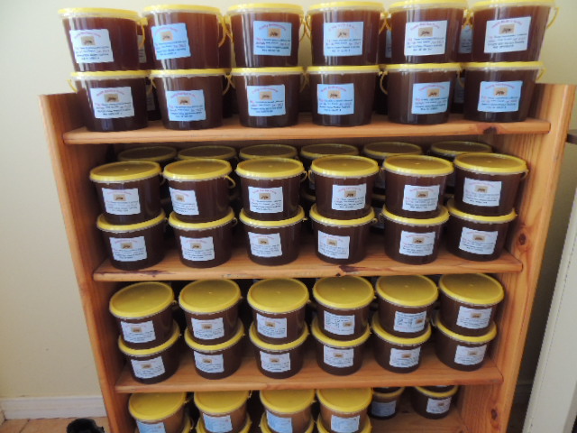 Quality Beehives Honey | 145 Dowell St, Sawyers Valley WA 6074, Australia | Phone: 0419 247 914