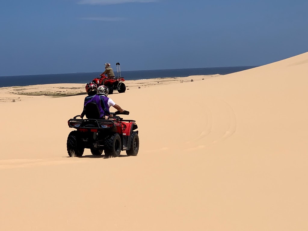 Stockton Sand dunes | restaurant | Pacific Mwy, Ocean Shores NSW 2483, Australia