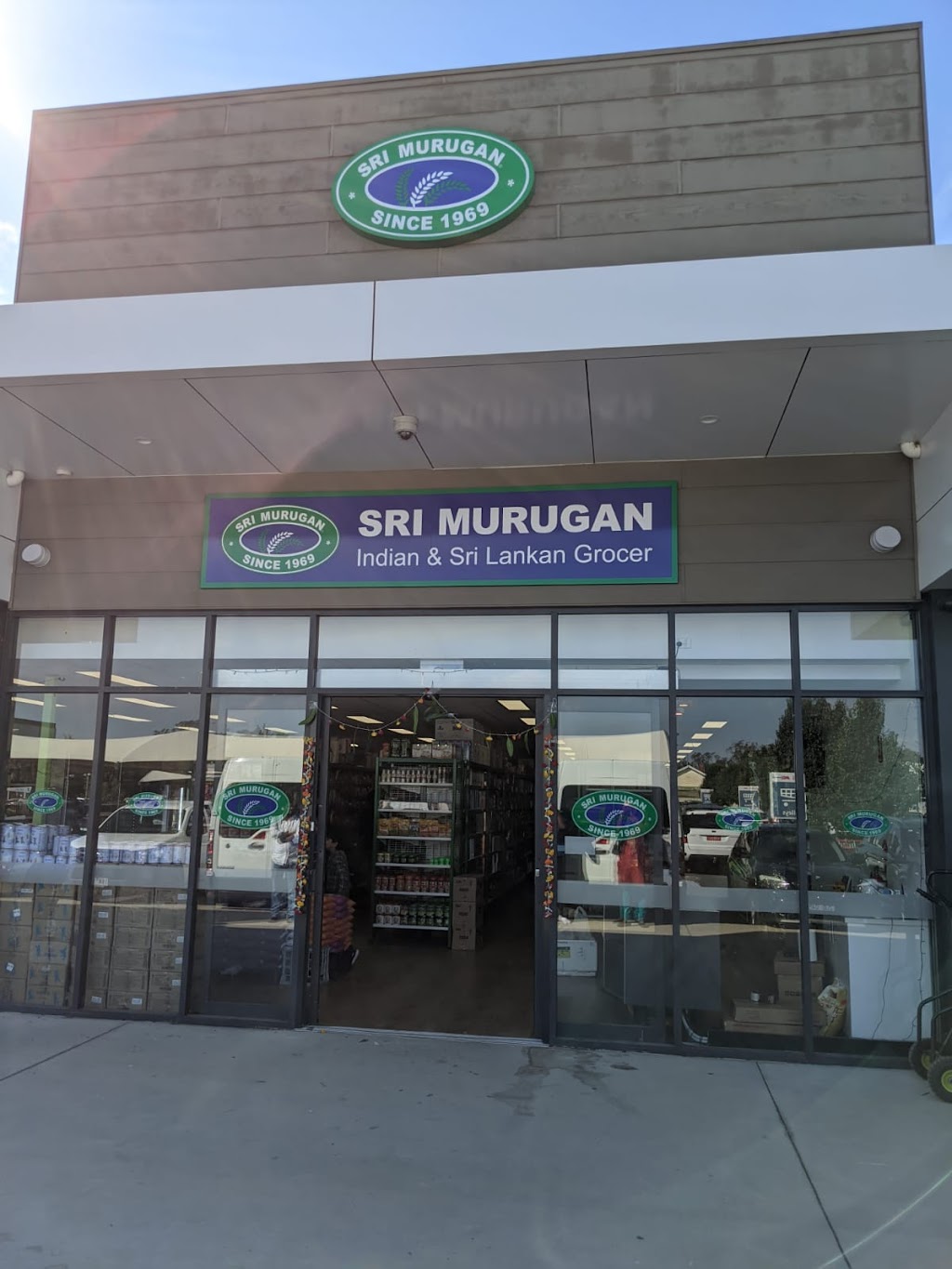 Sri Murugan Trading Pty Ltd | grocery or supermarket | T2/210-216 Corio St, Shepparton VIC 3630, Australia | 0413306575 OR +61 413 306 575