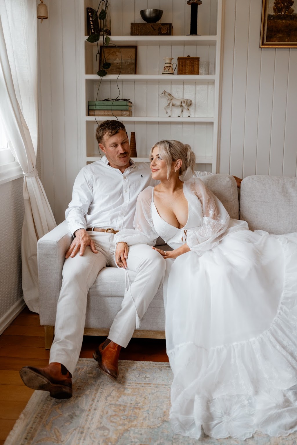 Sarah Bradford Photography | 175 Keys Rd, Hampton QLD 4352, Australia | Phone: 0401 833 043