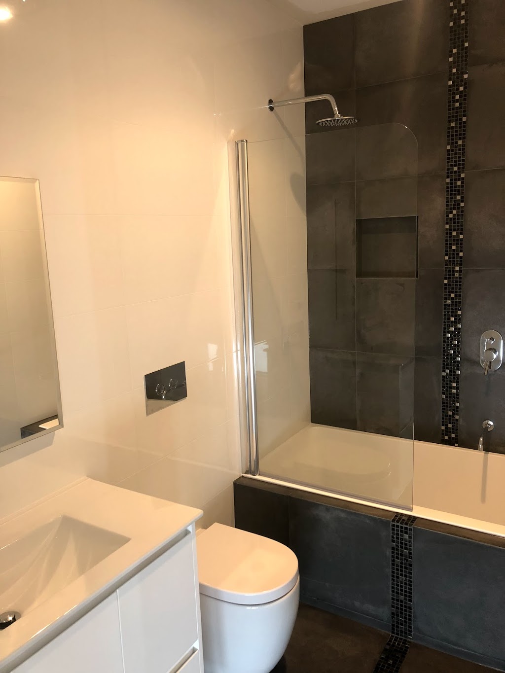 Cut Edge Tiling | 7A Harpley St, Cheltenham VIC 3192, Australia | Phone: 0416 491 515