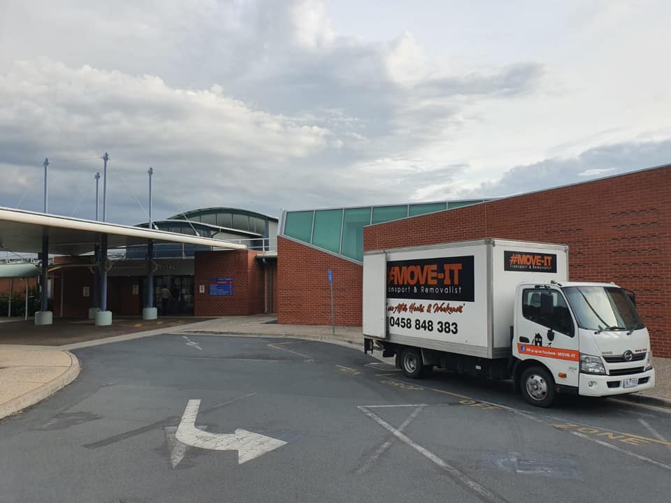 #MOVE-IT | moving company | 99 Benyon St, East Albury NSW 2640, Australia | 0458848383 OR +61 458 848 383