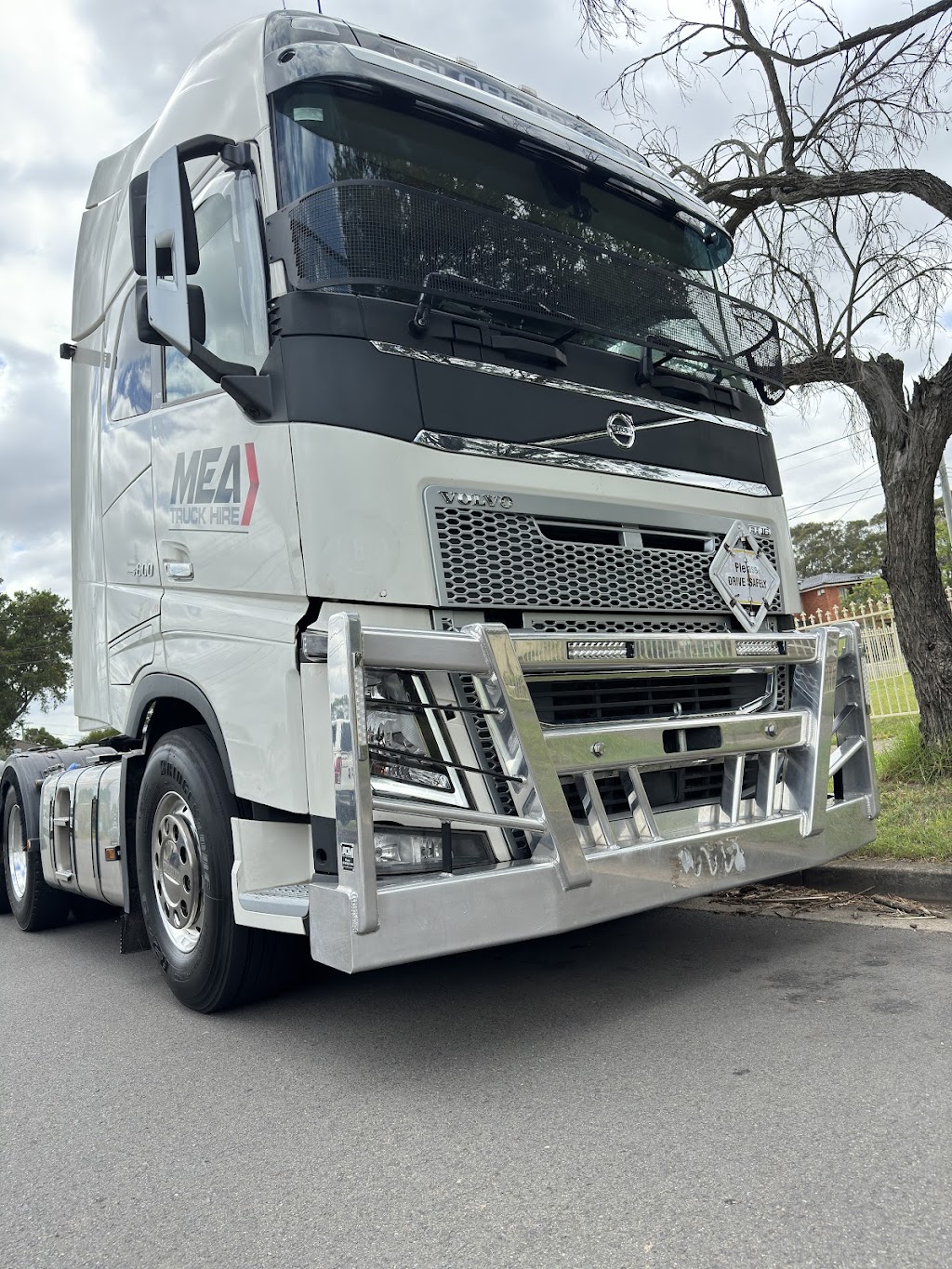 MEA Truck Hire Pty Ltd | 45 Lawson Rd, Badgerys Creek NSW 2555, Australia | Phone: 0428 387 388