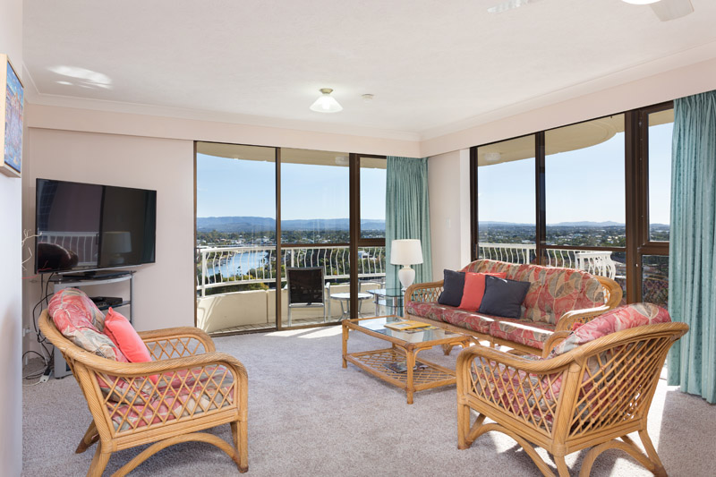 Capricornia Apartments | lodging | 121/125 Surf Parade, Broadbeach QLD 4218, Australia | 0755924252 OR +61 7 5592 4252