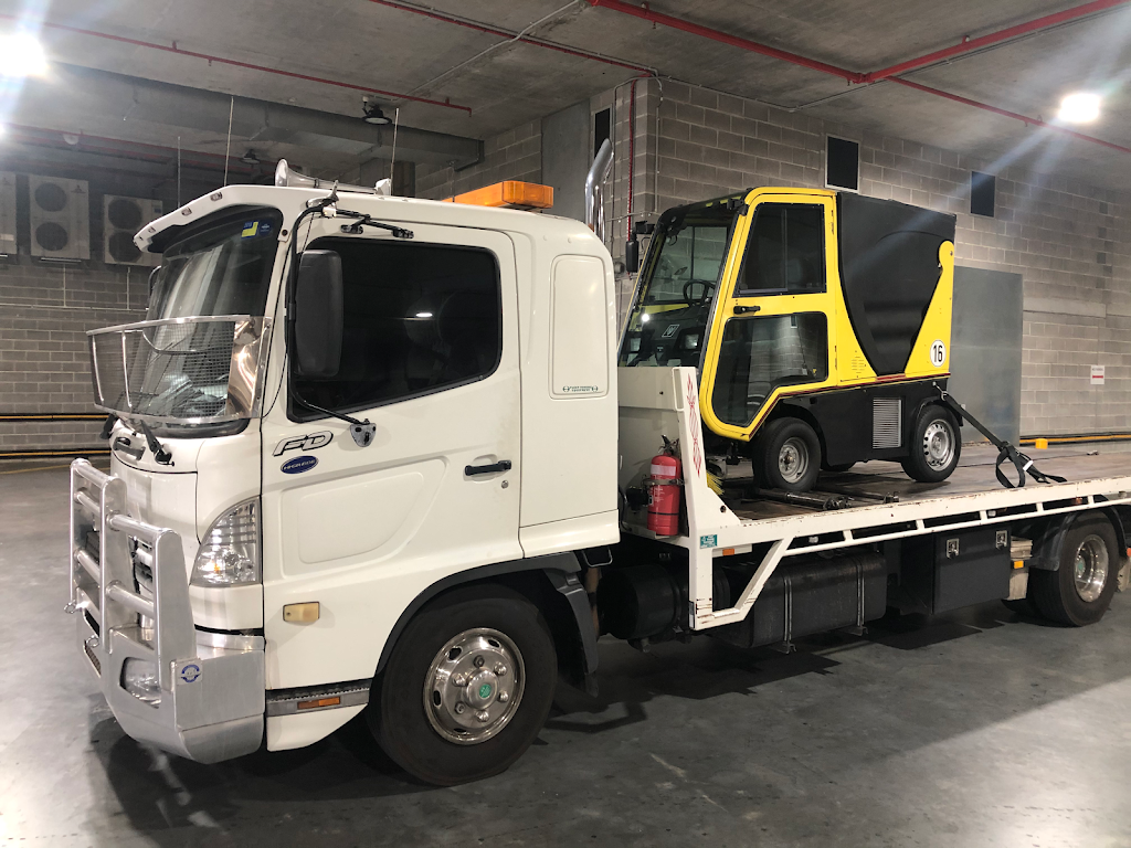 Moorebank towing service | Yulong Cl, Moorebank NSW 2170, Australia | Phone: (02) 9821 2999