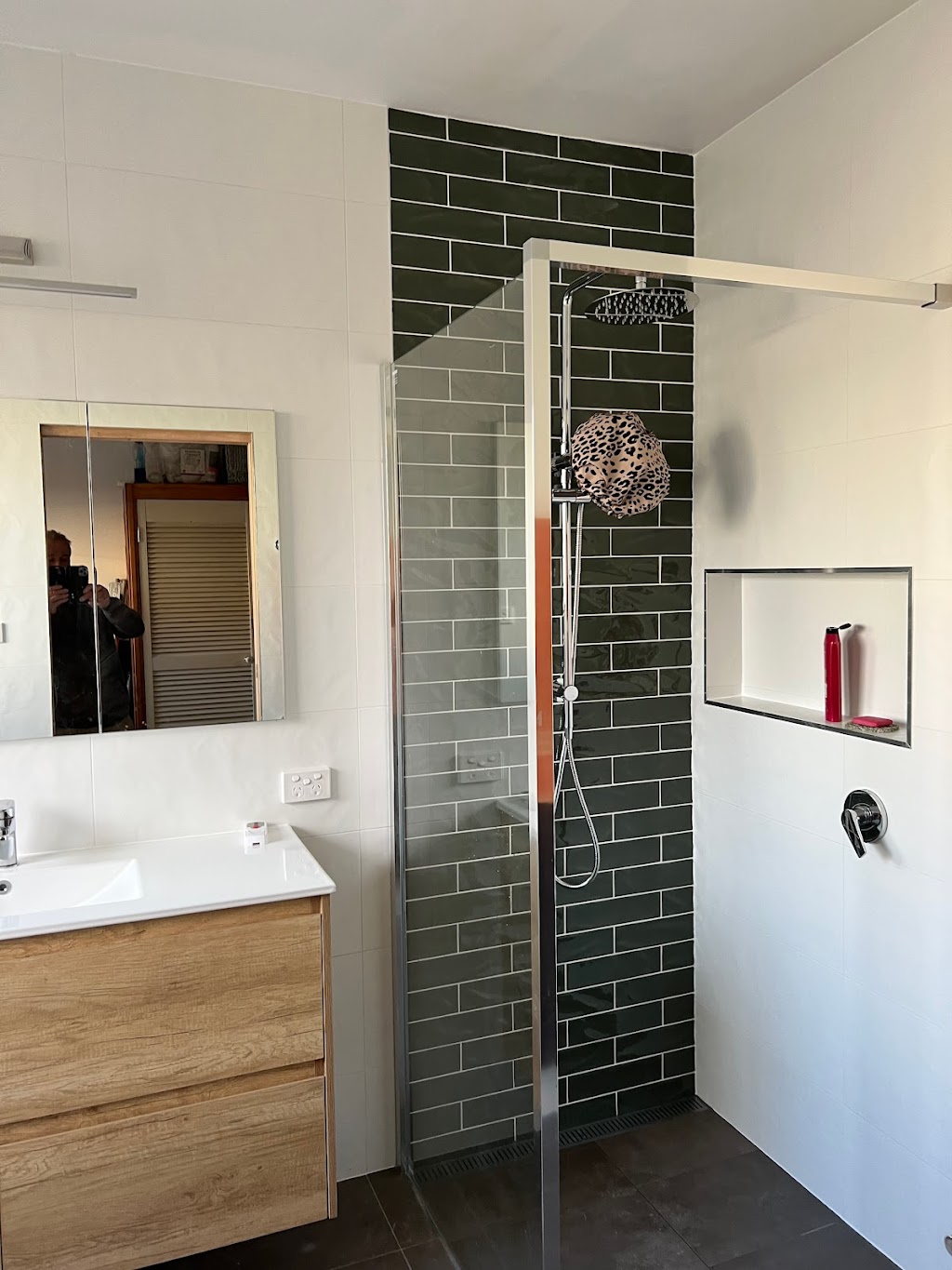 Xten construction | 2 Kirra Rd, Roches Beach TAS 7170, Australia | Phone: 0419 577 316