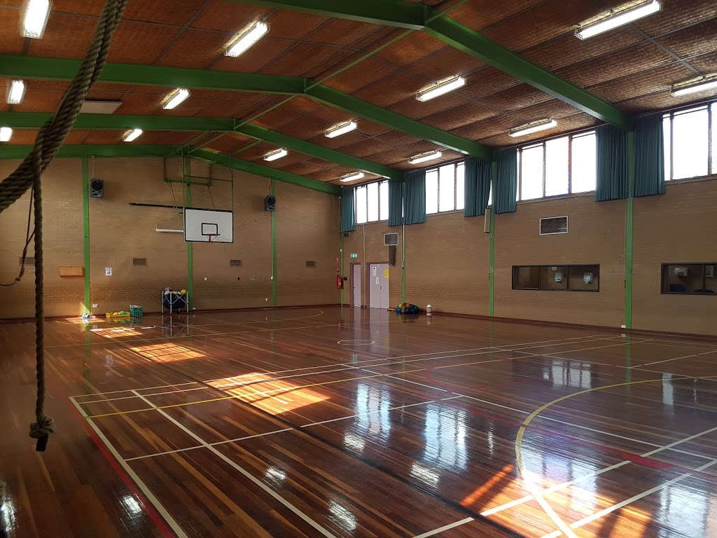 Moomba Park Primary School | school | 111 Anderson Rd, Fawkner VIC 3060, Australia | 0393592028 OR +61 3 9359 2028