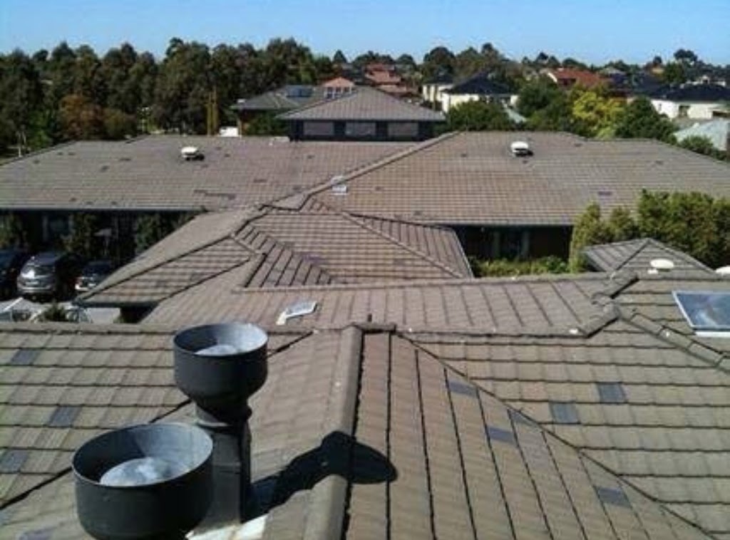 Emergency roof repairs (Melbourne And Geelong) | roofing contractor | 74 Eastlakes Blvd, Lara VIC 3213, Australia | 0414815030 OR +61 414 815 030