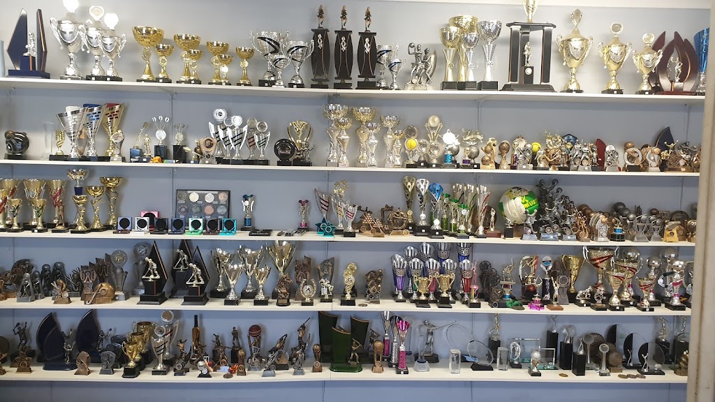 Ace Wholesale Trophies & Engraving | 54 Main St, Bakers Creek QLD 4740, Australia | Phone: 0418 555 454