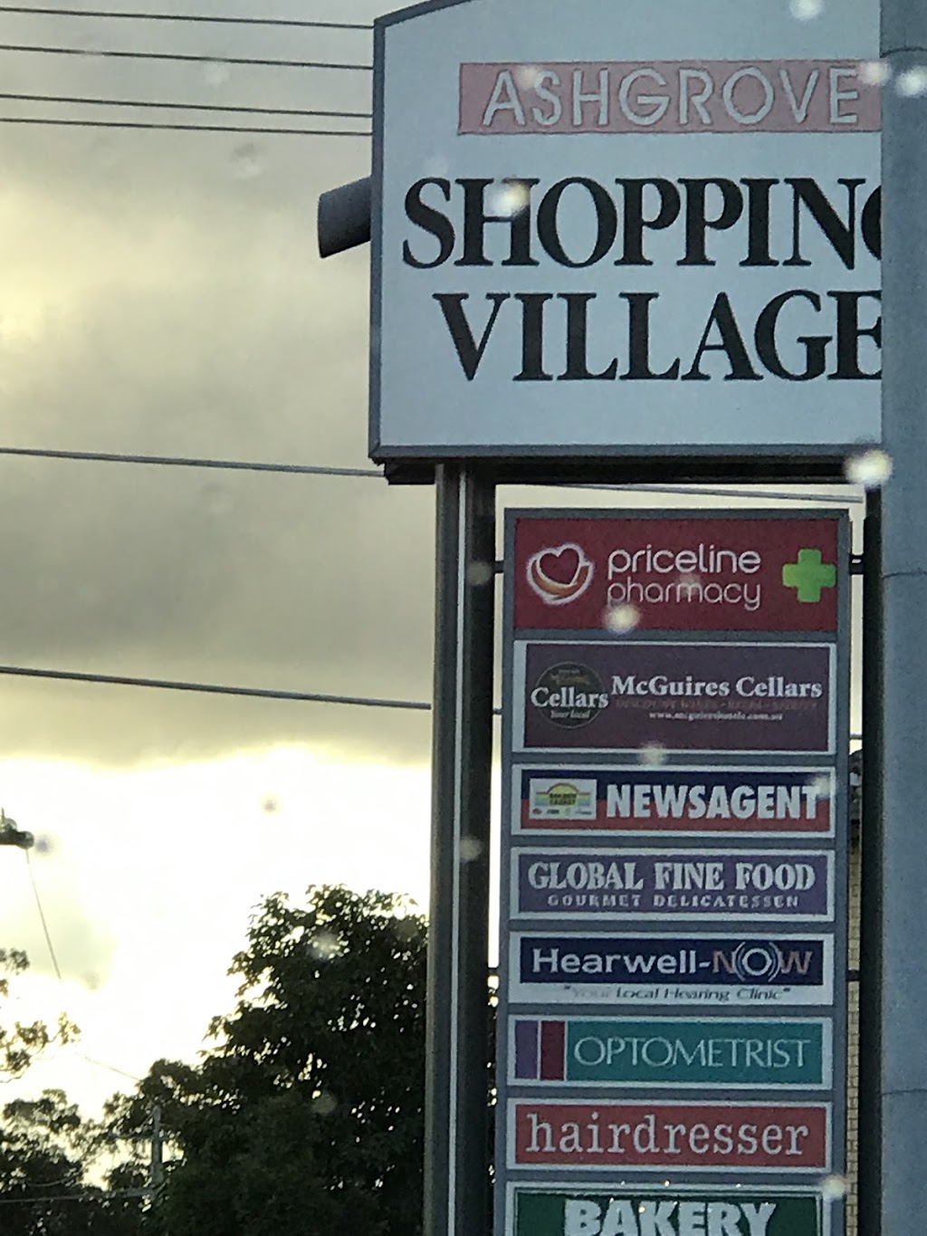 ASHGROVE SHOPPING VILLAGE | shopping mall | 17 Stewart Rd, Ashgrove QLD 4060, Australia | 0738596900 OR +61 7 3859 6900