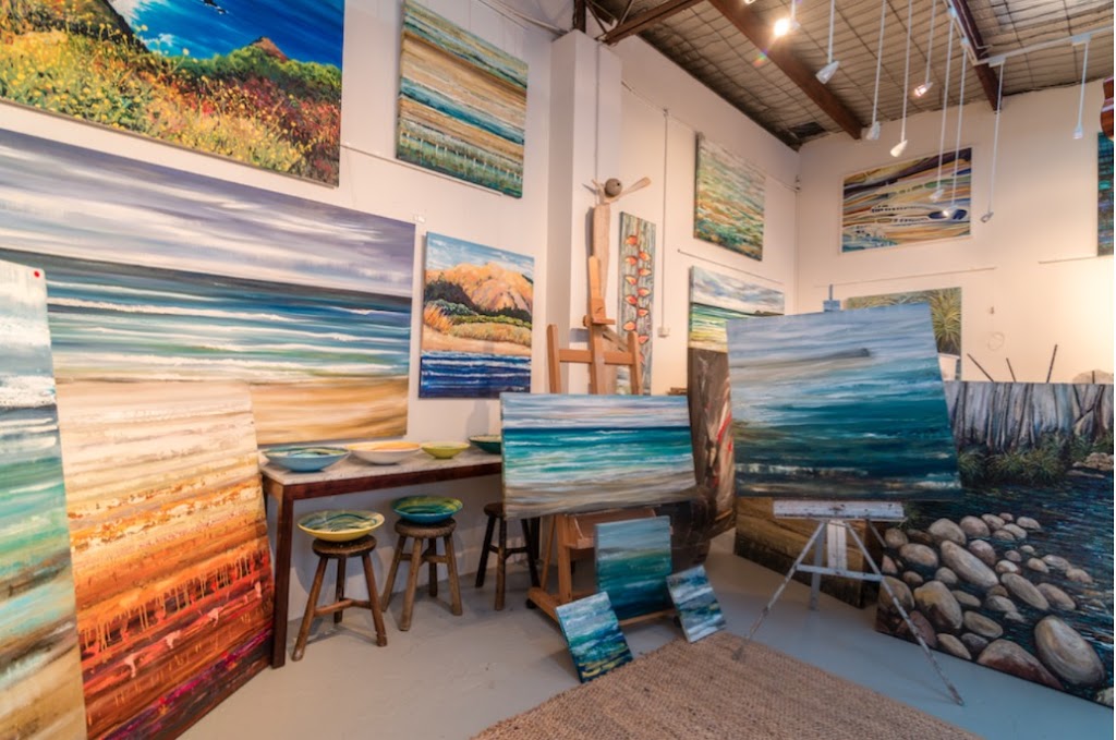 Candyss Crosby Gallery - Painter, Contemporary Artist | 3/2 Roseberry St, Balgowlah NSW 2093, Australia | Phone: 0419 213 321