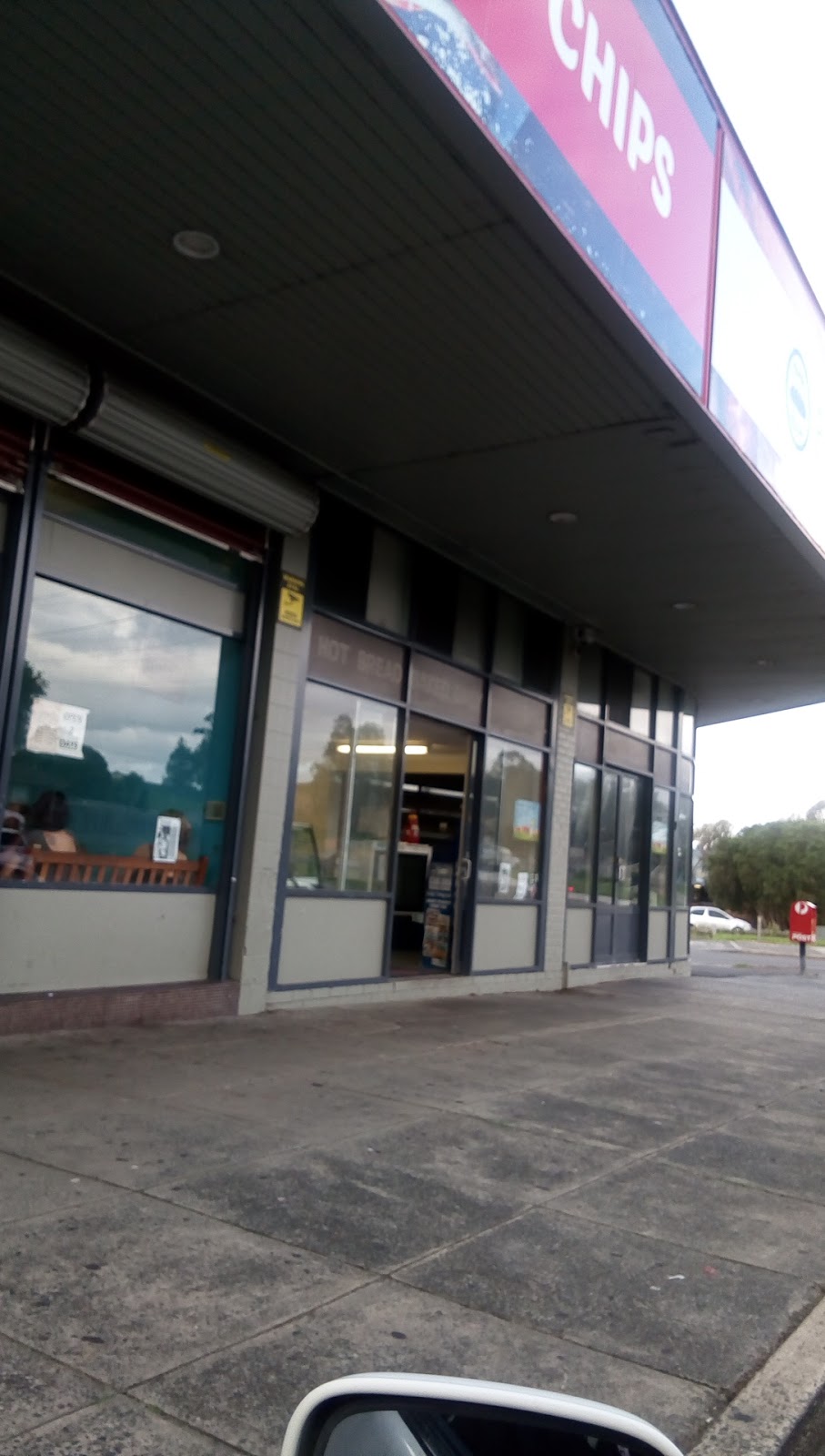 Koonawarra Mart | supermarket | shop 3/1 Koonawarra Pl, Koonawarra NSW 2530, Australia | 0242614648 OR +61 2 4261 4648