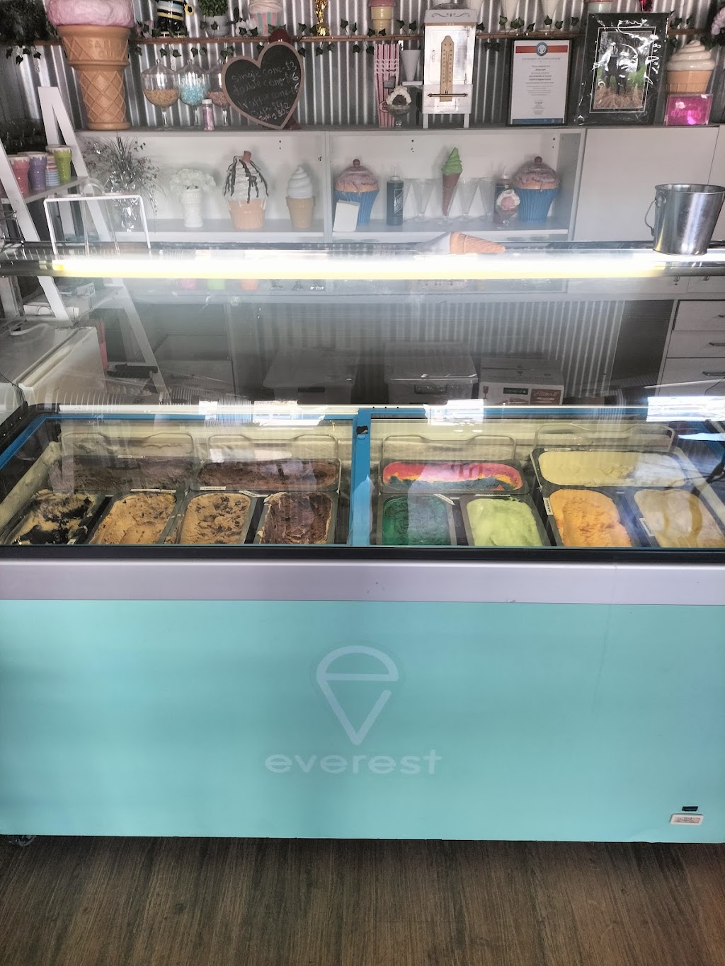 Diggers Ice Cream Shop and Cafe | Unit 2/91 Roberts St, Norseman WA 6443, Australia | Phone: 0432 825 154