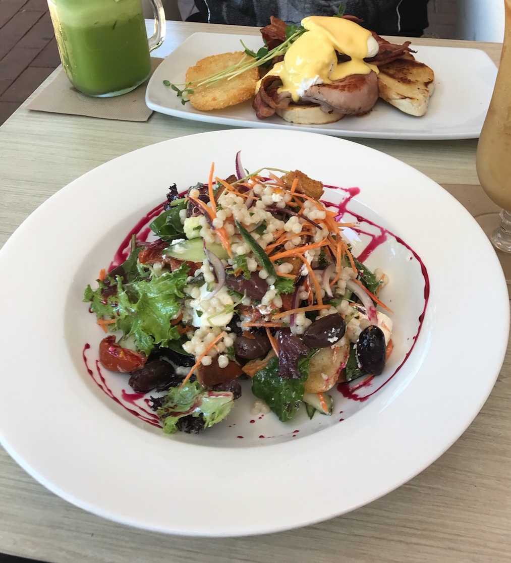 Bayaroma Cafe | 428 Charlton Esplanade, Torquay QLD 4655, Australia | Phone: (07) 4125 1515