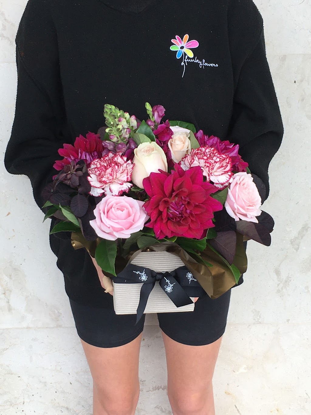 Funky Flowers | florist | Shop 1/359-363 Rocky Point Rd, Sans Souci NSW 2219, Australia | 0295403557 OR +61 2 9540 3557