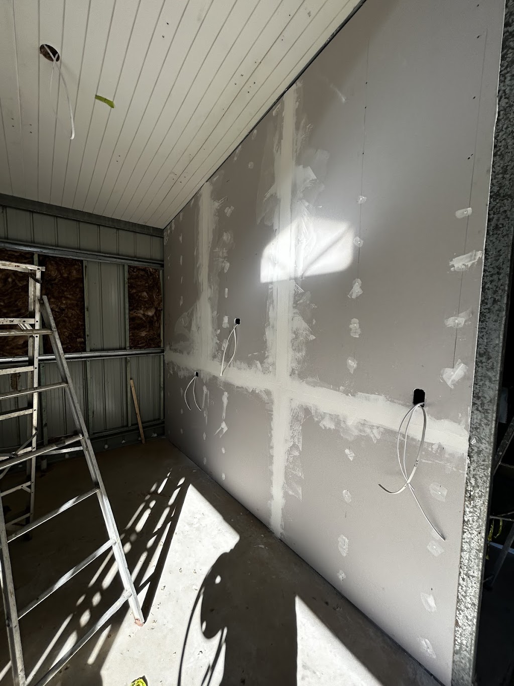 KWaltonElectrical | 132 Comleroy Rd, Kurrajong NSW 2758, Australia | Phone: 0490 002 765