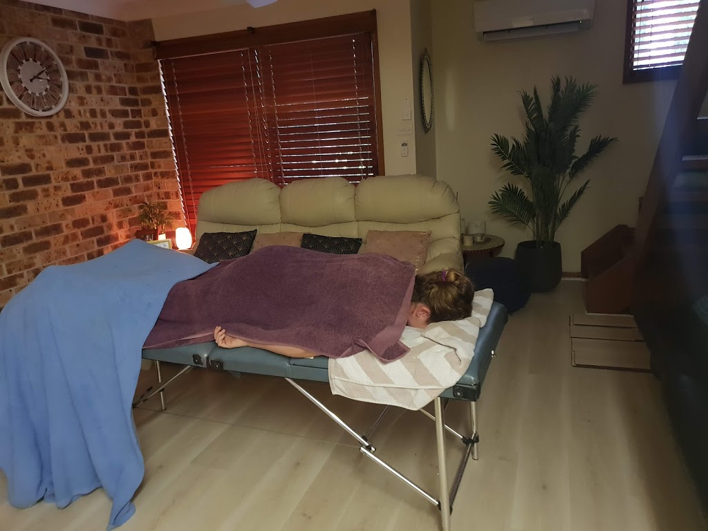 Kerrys remedial/relaxation massage | point of interest | 9/8 Mosman Pl, Raymond Terrace NSW 2324, Australia | 0413707892 OR +61 413 707 892