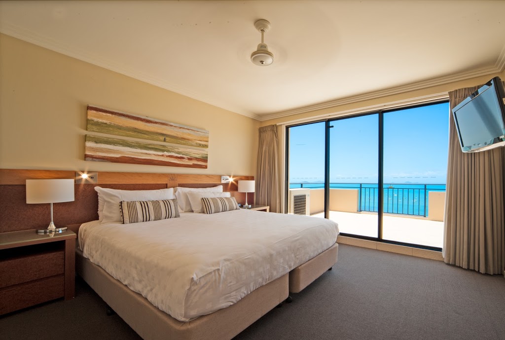 Pinnacles Resort | 16 Golden Orchid Dr, Airlie Beach QLD 4802, Australia | Phone: (07) 4948 4800