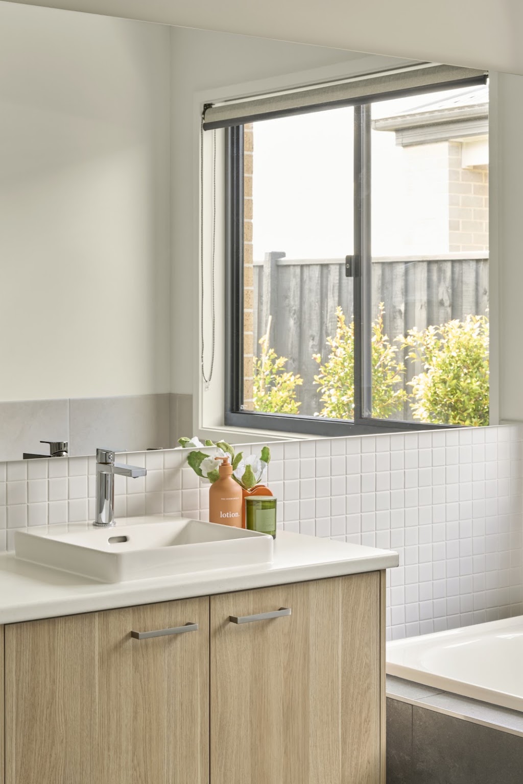 Homebuyers Centre - Coridale Estate Display Home, Lara | 101 Watercourse Ave, Lara VIC 3212, Australia | Phone: 13 17 51