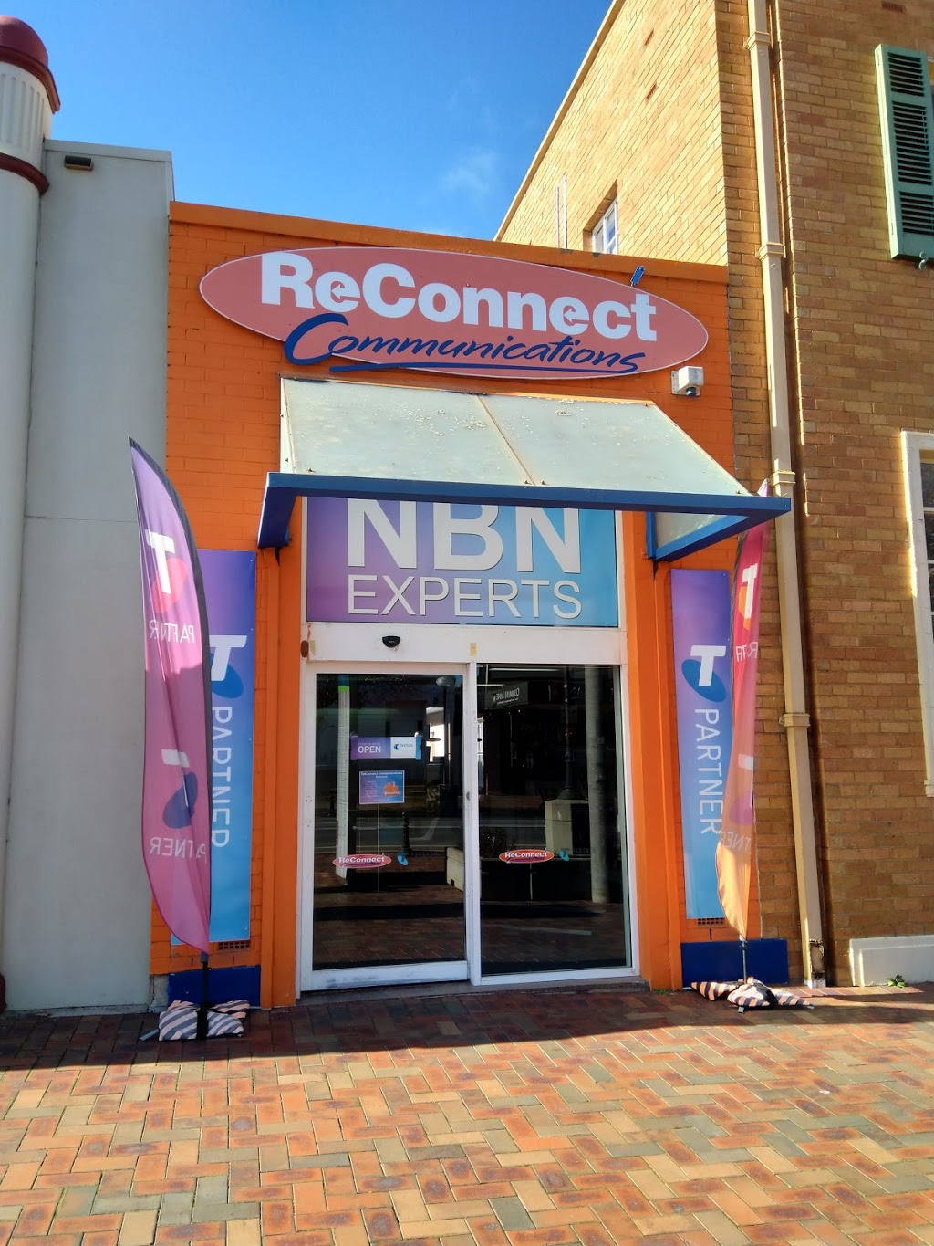 ReConnect Communications | 103A Sanger St, Corowa NSW 2646, Australia | Phone: (02) 6033 2211
