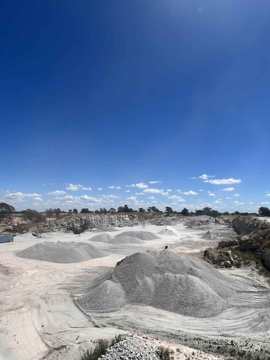 TCM - Tocumwal Construction Materials | Quirks Rd, Tocumwal NSW 2714, Australia | Phone: 0418 579 049