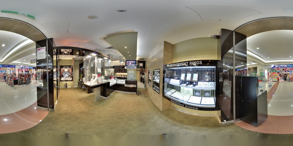 Jon Crosbie Jeweller | jewelry store | Shop 6 Mt Gravatt Plaza, Mount Gravatt QLD 4122, Australia | 0733491056 OR +61 7 3349 1056