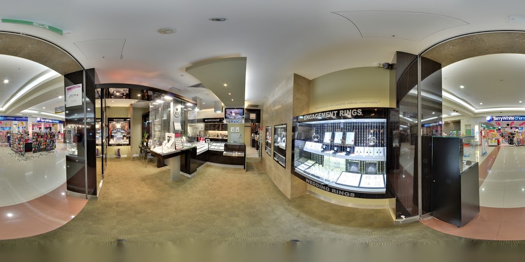 Jon Crosbie Jeweller | Shop 6 Mt Gravatt Plaza, Mount Gravatt QLD 4122, Australia | Phone: (07) 3349 1056