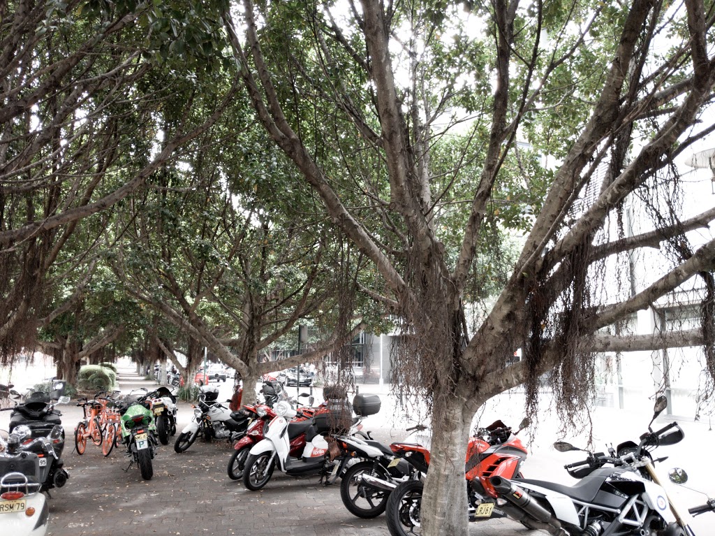 Motorcycle Parking | Wharf Cres, Pyrmont NSW 2009, Australia