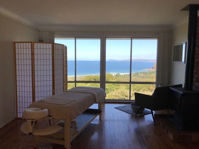 Spa View Killcare | 12 The Scenic Rd, Killcare NSW 2257, Australia | Phone: 0404 206 475