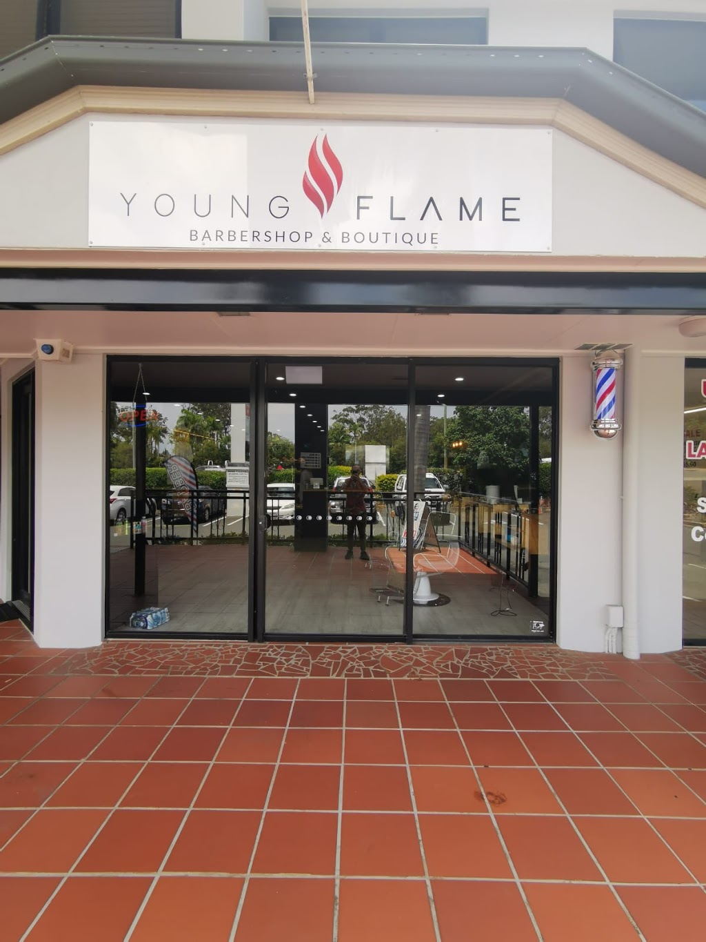 Young Flame Barbershop & Boutique | Shop 6/280 Olsen Ave, Parkwood QLD 4214, Australia | Phone: 0481 300 322