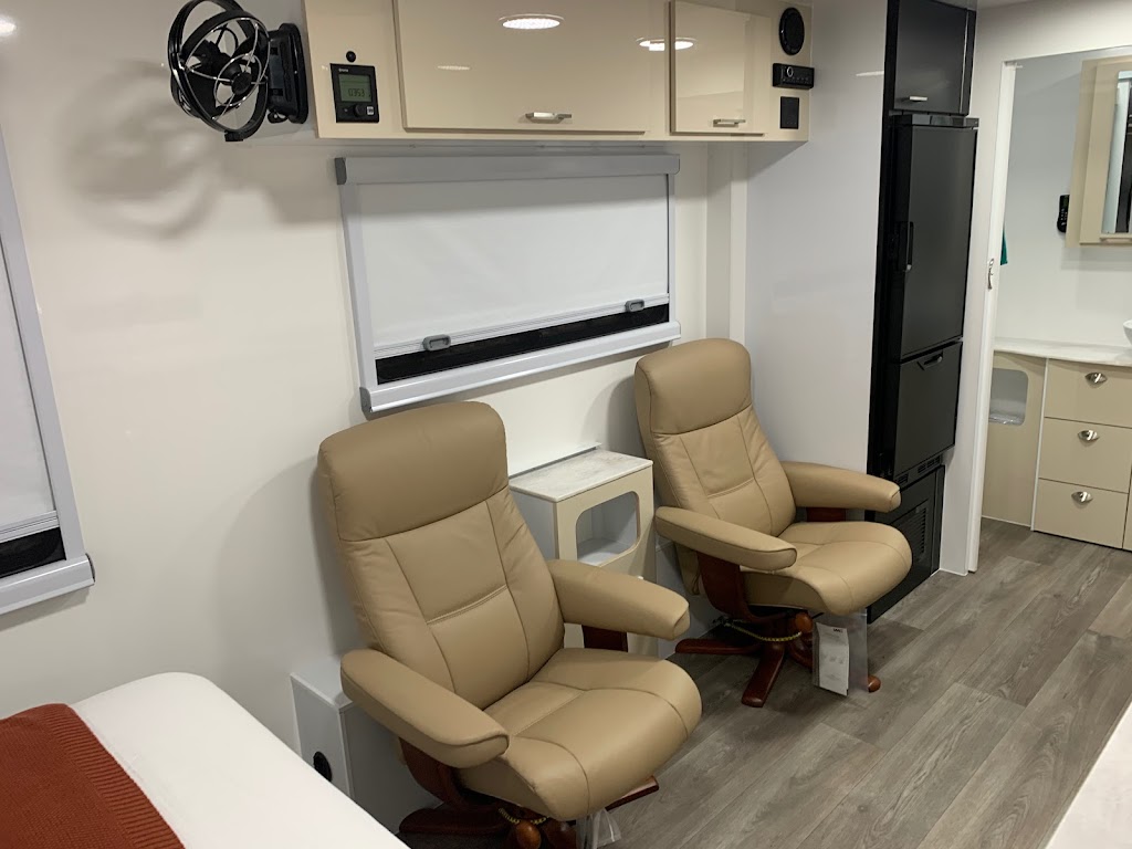Travelhome | 42 Mitchell Rd, Cardiff NSW 2285, Australia | Phone: (02) 4953 7141
