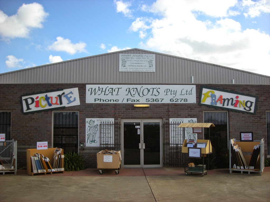 What Knots Picture Framing Pty Ltd | 39 Fisken St, Maddingley VIC 3340, Australia | Phone: (03) 5367 6278