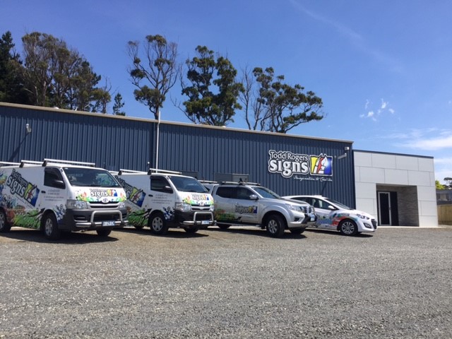 Todd Rogers Signs | 17a Scarfe St, Camdale TAS 7320, Australia | Phone: (03) 6433 4333