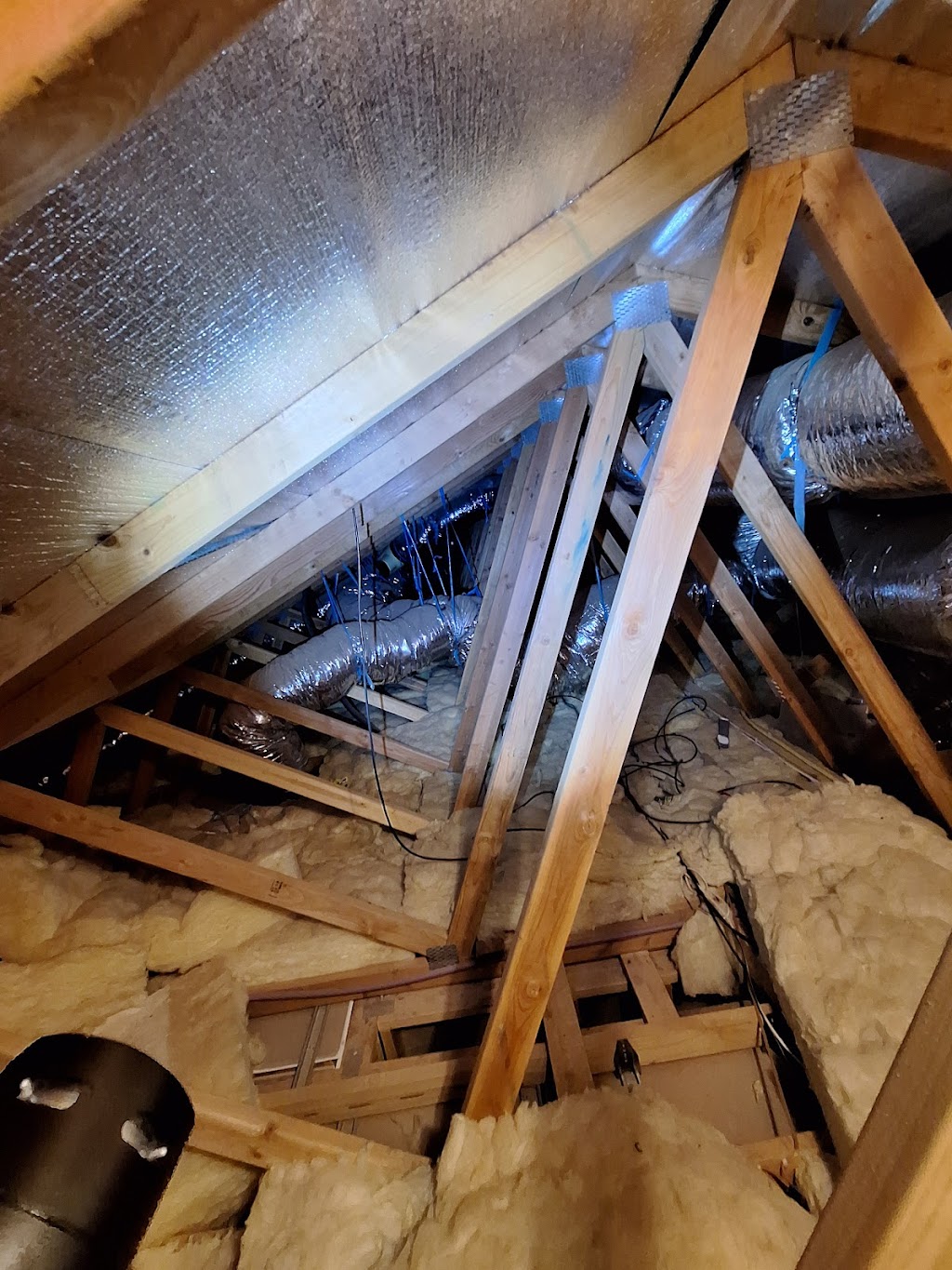 IRON BUILDING INSPECTIONS | 69 Millbrook Dr, Wyndham Vale VIC 3024, Australia | Phone: 0439 294 513