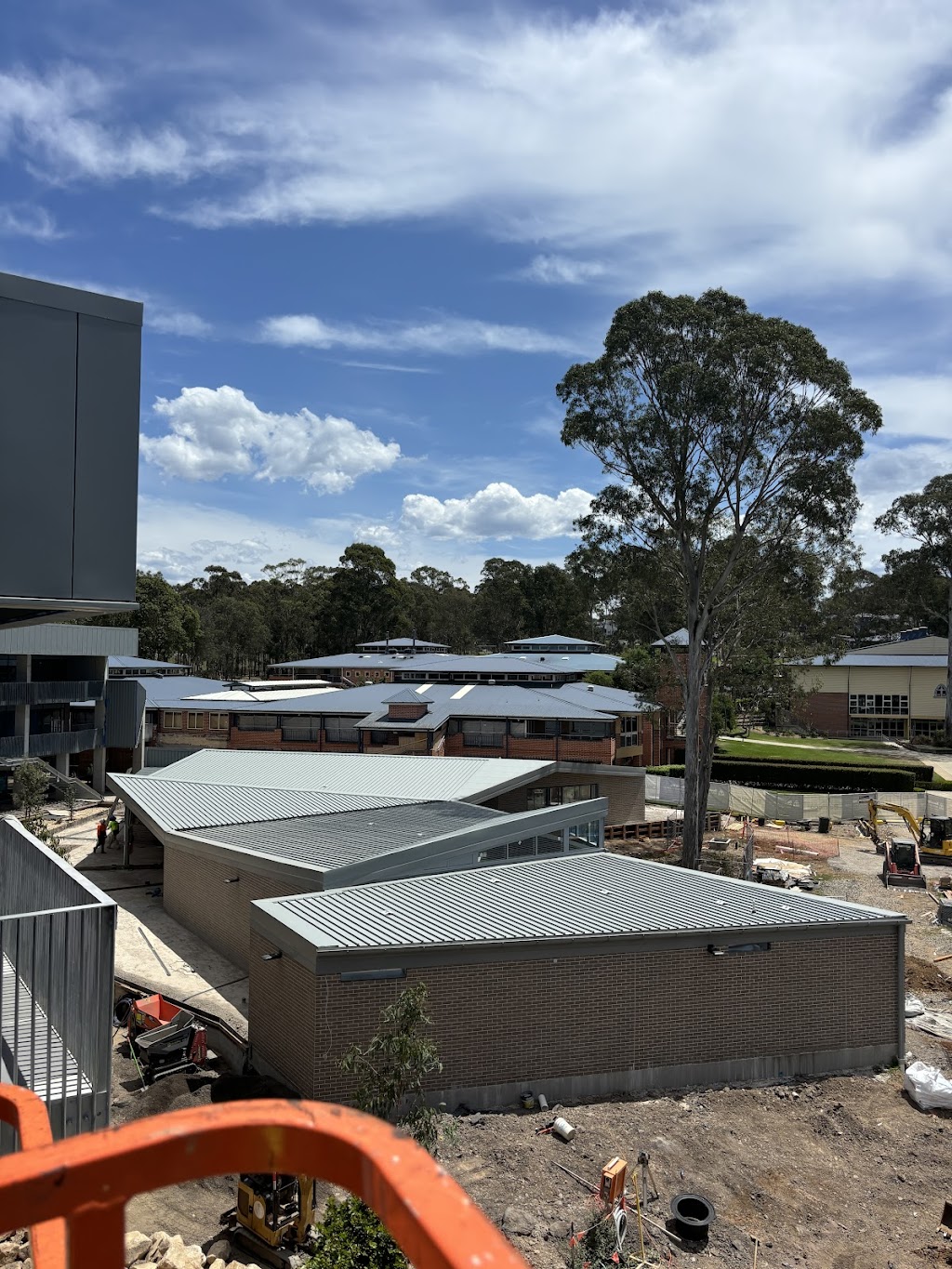 ABOVE THE REST ROOFING SOLUTIONS (AUST) PTYLTD | Budgewoi Rd, Noraville NSW 2263, Australia | Phone: 0409 153 664