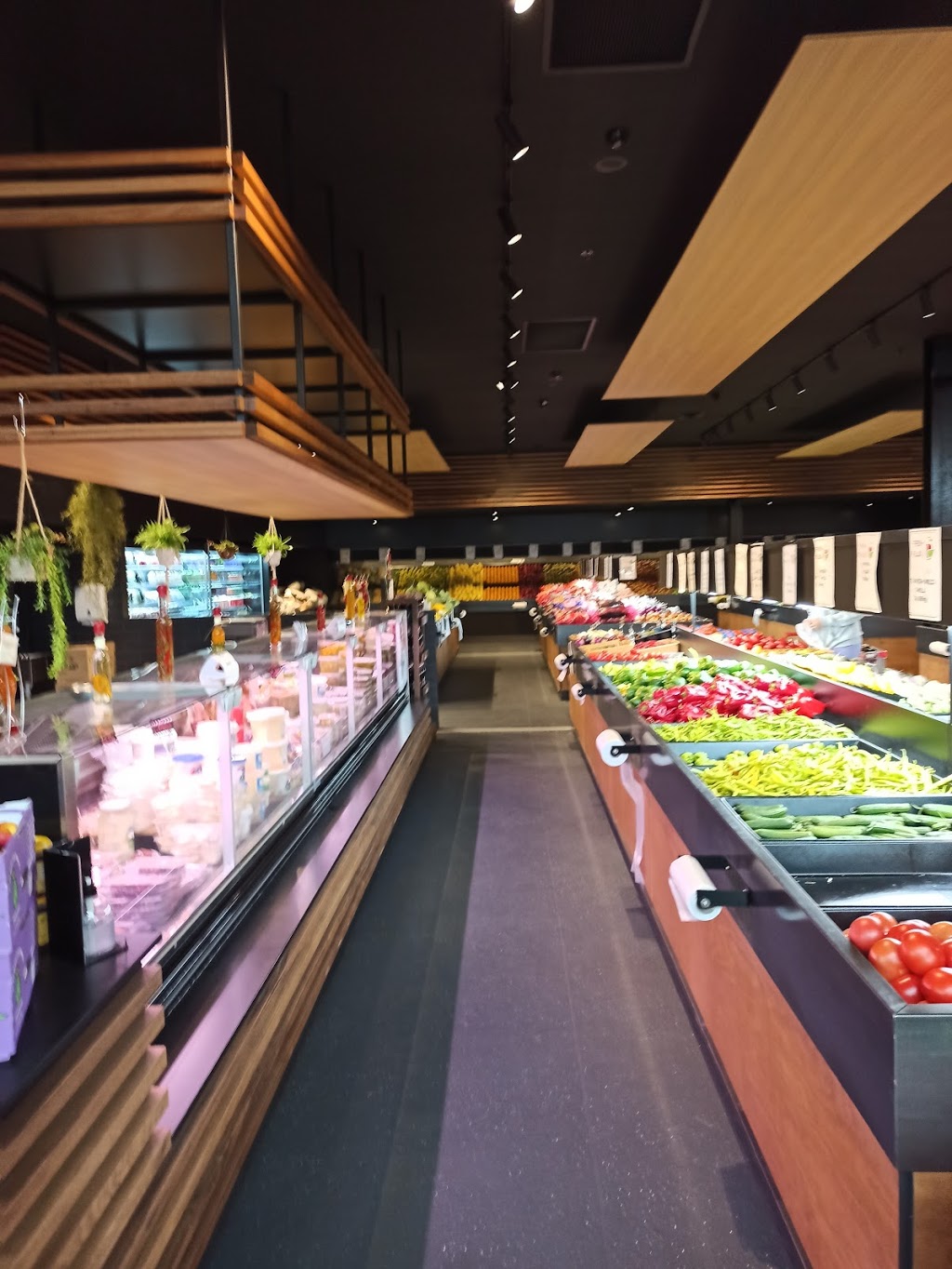 Fresh Fields | store | Donnybrook Rd, Mickleham VIC 3064, Australia
